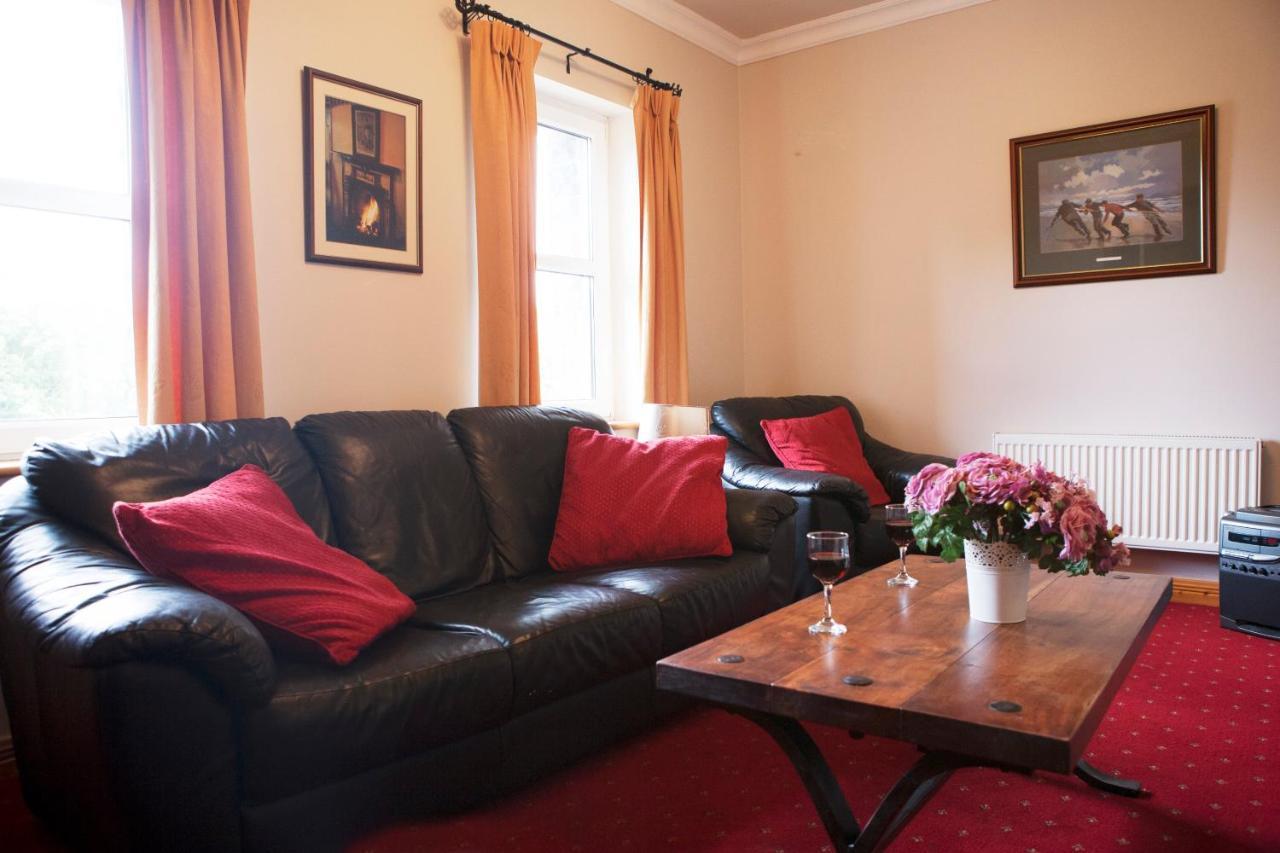 Inviting 4-Bed House In Strokestown Villa Exterior foto